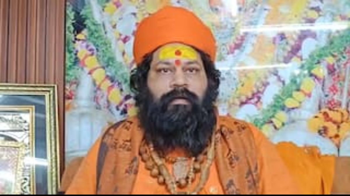 कांवड़ यात्रा: महंत राजू दास ने उपद्रव की खबरों को बताया साजिश, कहा, सनातन को किया जा रहा टारगेट Mahant Raju Das Called The News Of Riot A Conspiracy