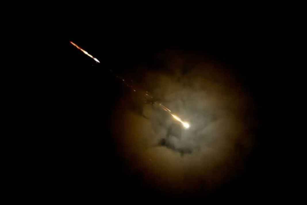F-35 और परमाणु पनडुब्बियां सब बेकार! ईरान के ‘अदृश्य भूत’ ने कैसे निकाल दी अमेरिका की सारी हेकड़ी? America Iran War