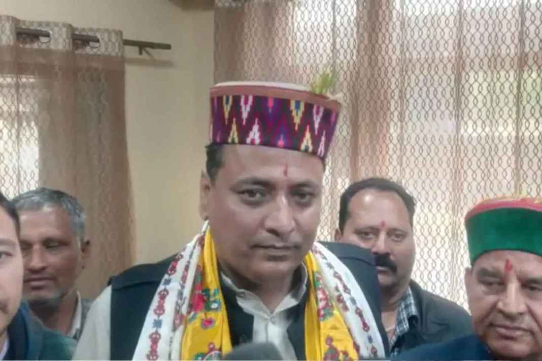 हिमाचल में मौत की उड़ानों का सच? सांसद अनुराग शर्मा ने विरोधियों को दिया मुंहतोड़ जवाब, पैराग्लाइडिंग पर बड़ा खुलासा Anurag Sharma