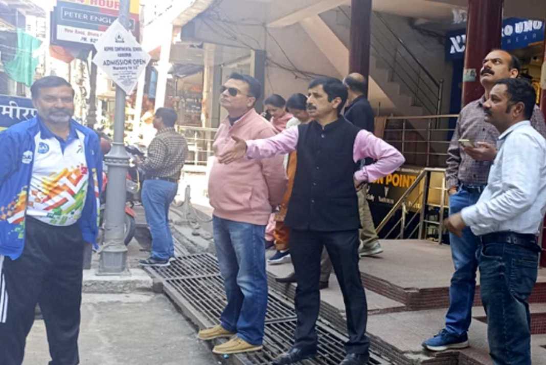 CM सुक्खू का बैनर अचानक हुआ गायब, CID की जांच में सामने आया सब्जियों वाला दिलचस्प सच! Banner for CMs birthday celebrations