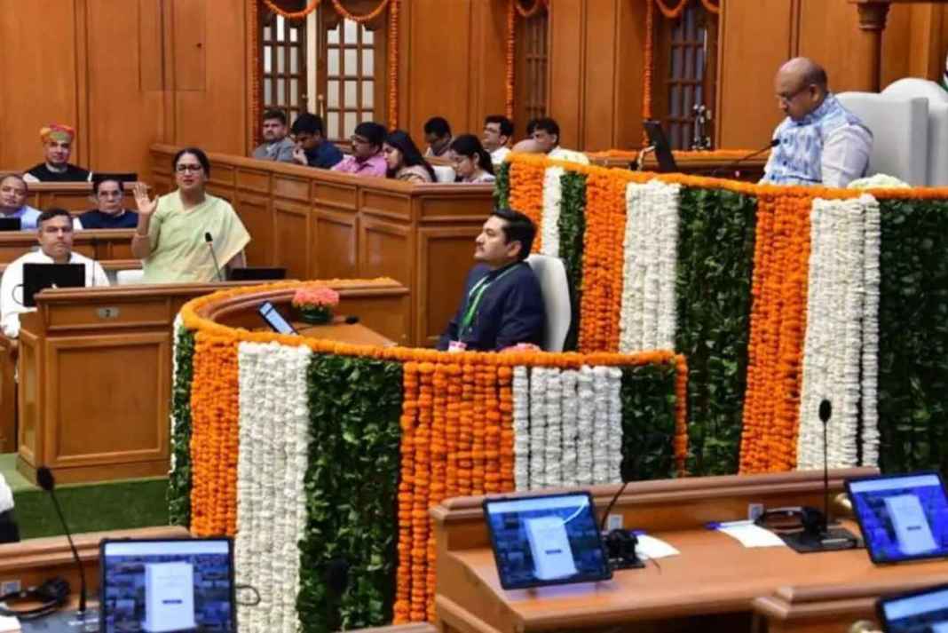 दिल्ली की अर्थव्यवस्था 9.42 फीसदी बढ़ी, प्रति व्यक्ति आय 5.31 लाख रुपये हुई, रेखा गुप्ता आज पेश करेंगी दूसरा बजट Delhi Budget