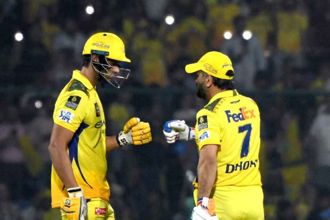 CSK का ‘घातक तीर’: 28 गेंदों पर शतक जड़ने वाला उर्विल पटेल, जो टी20 में गेल-रोहित से भी आगे IPL News CSK News