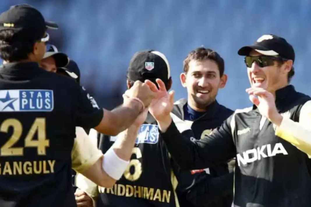 IPL की पहली गेंद किसने खेली थी? किस गेंदबाज ने लिया था पहला विकेट? IPL News Cricket History News