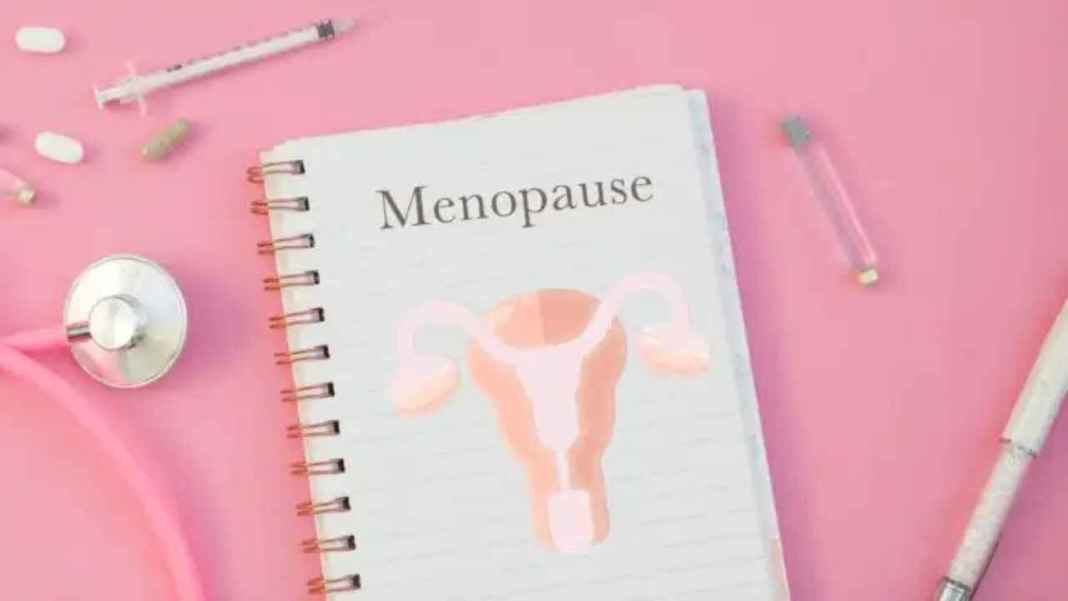 45 की उम्र के बाद शरीर में होने वाले इन बदलावों को न करें नजरअंदाज, जानें मेनोपॉज में खुद को कैसे रखें फिट MenopauseHealth