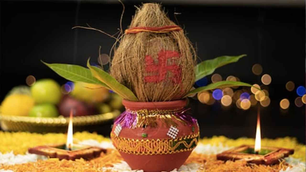 Navratri Kalash Sthapana: नवरात्रि में क्यों की जाती है कलश स्थापना? जानें इसका धार्मिक महत्व और सही विधि Navratri 2026