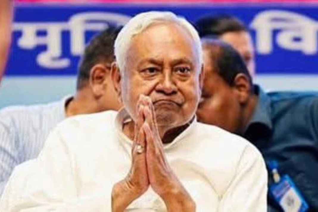 नीतीश कुमार ने दिया इस्तीफा! क्या छिन गई मुख्यमंत्री की कुर्सी? जानिए बिहार की सियासत का पूरा सच Nitish Kumar Resign