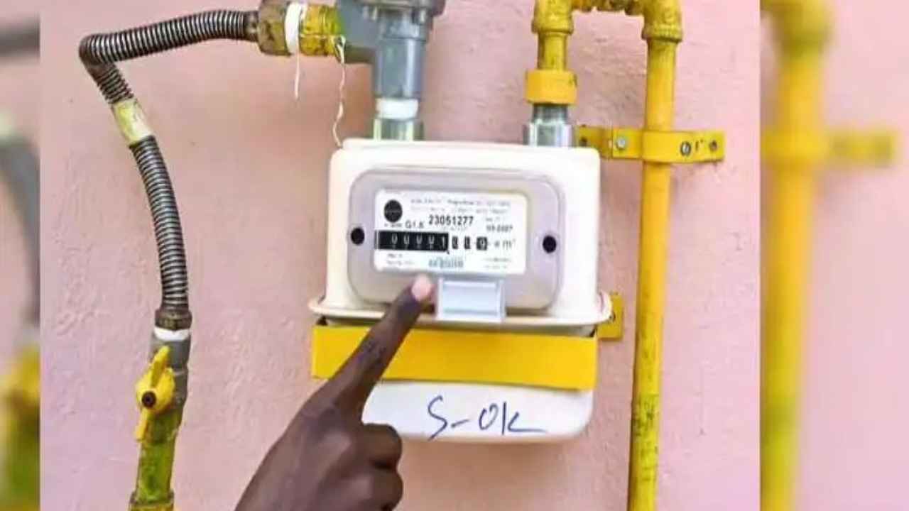 PNG Connection Demand: युद्ध के बाद पाइप गैस की मांग में उछाल, 15 दिनों में 1.20 लाख नए कनेक्शन PNG Gas Connection Business News