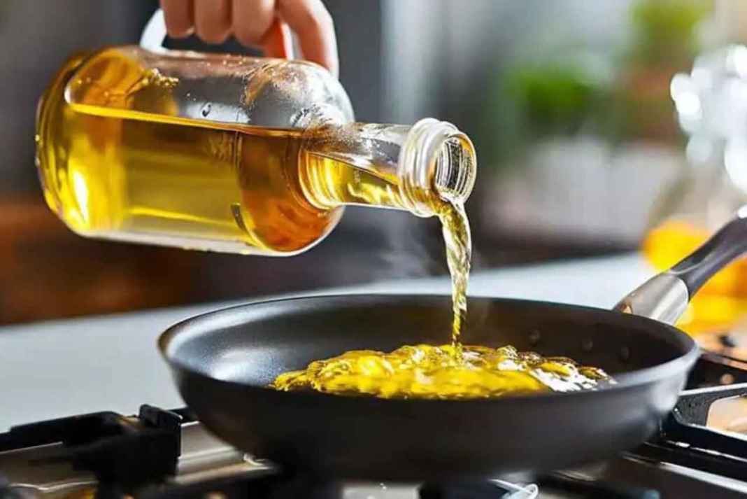 हिमाचल में राशन कार्ड धारकों को बड़ा झटका! अब डिपुओं में इतना महंगा मिलेगा रिफाइंड तेल, जेब पर पड़ेगा भारी असर Refind Oil Price