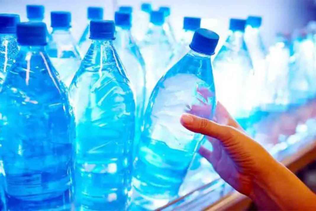 क्या हिमाचल में अब पानी पीना भी होगा महंगा? सरकार ने बोतलबंद पानी पर लगाया नया टैक्स, जानें आपकी जेब पर कितना पड़ेगा असर Tax on Water