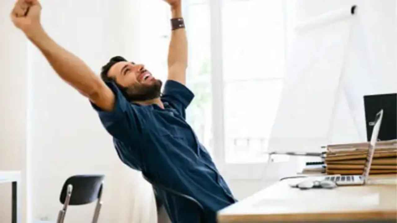 3.5 लाख से सीधे 65 लाख की सैलरी, 4 साल में इस युवा ने बदल दी किस्मत, जानें कैसे Tech Jobs