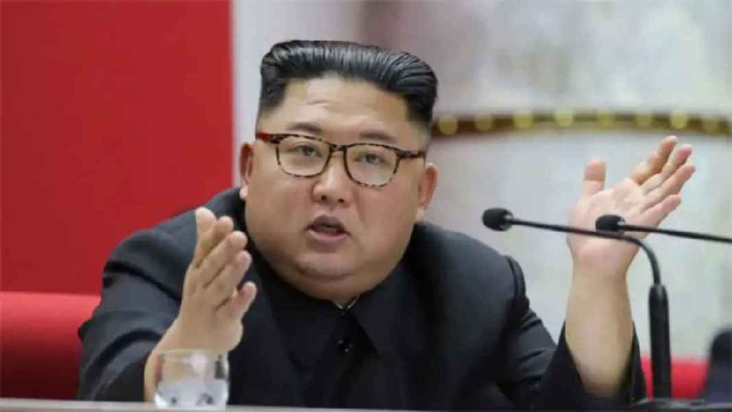 उत्तर कोरिया ने दागी बैलिस्टिक मिसाइल, जापान की महिला PM ने जारी किया इमरजेंसी अलर्ट World News