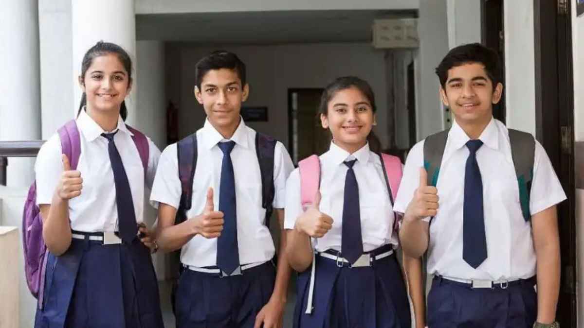 यूपी बोर्ड 10वीं-12वीं के 54 लाख छात्रों की धड़कनें तेज! आज शाम 4 बजे खुलेगा किस्मत का पिटारा 10th-12th Exam Result 2026