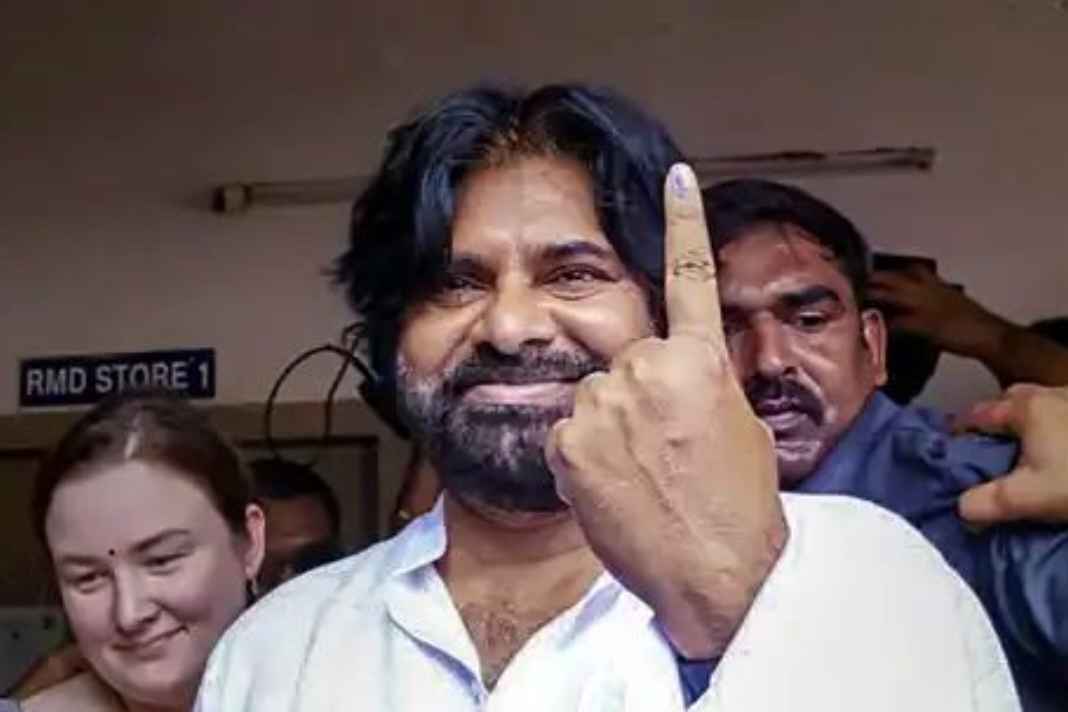 पवन कल्याण की अचानक तबीयत बिगड़ी, सर्जरी के बाद PM मोदी ने पूछा हालचाल Amaravati Andhra Pradesh