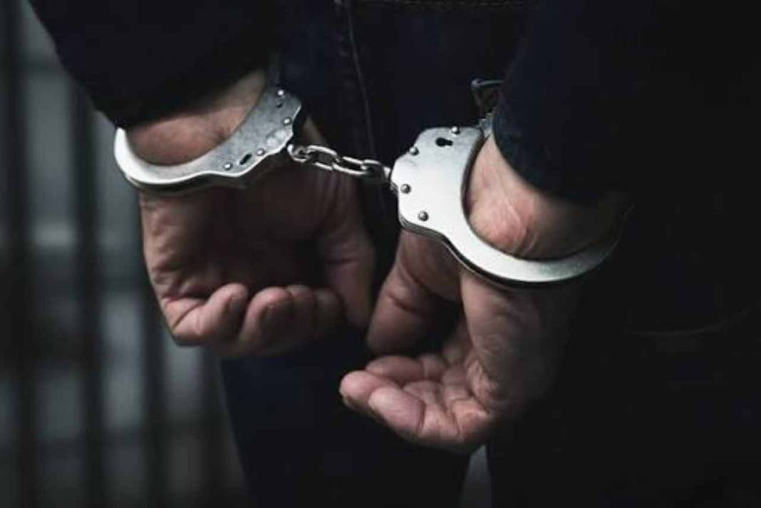 शिमला में आधी रात को पुलिस का छापा, दो युवकों के पास मिला नशे का ऐसा जखीरा कि उड़ गए होश Arrested