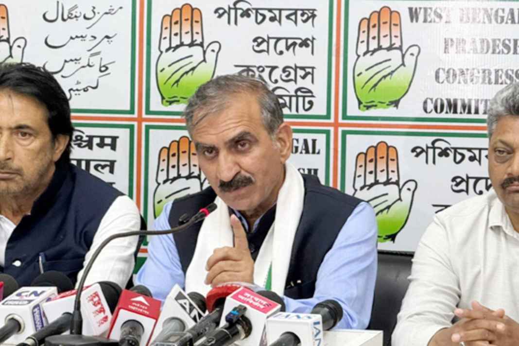 कोलकाता में गरजे सुक्खू: एजेंसियों के दुरुपयोग और 5000 करोड़ की रेवड़ियों पर किया बड़ा पर्दाफाश, TMC को भी लपेटा CM Sukhu West Bengal