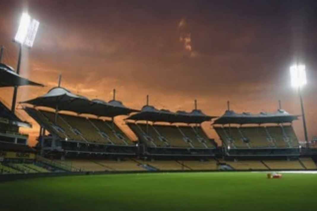CSK vs DC Pitch Report: चेपॉक में स्पिनर्स का काल बनेगा मैदान या बल्लेबाज मचाएंगे कोहराम? टॉस जीतने वाले कप्तान के लिए बड़ी चेतावनी CSK vs DC Pitch Report