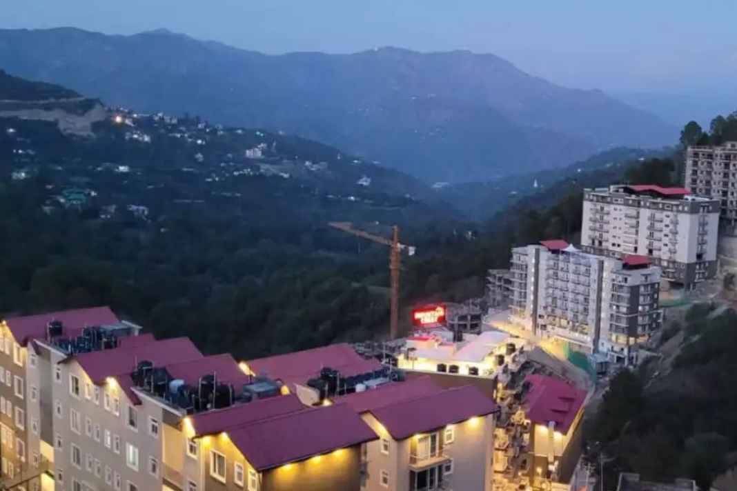 हिमाचल में 275 बीघा जमीन होगी जब्त, चेस्टर हिल घोटाले में मुख्य सचिव की कुर्सी पर मंडराया बड़ा खतरा! Chester Hill controversy