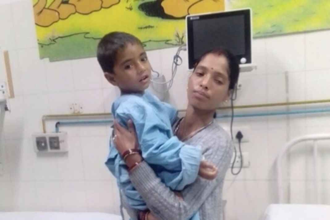 5 साल के मासूम की दोनों किडनी खराब, कर्ज में डूबे पिता की रुला देने वाली पुकार, क्या आप बचाएंगे जान? Divyanshu