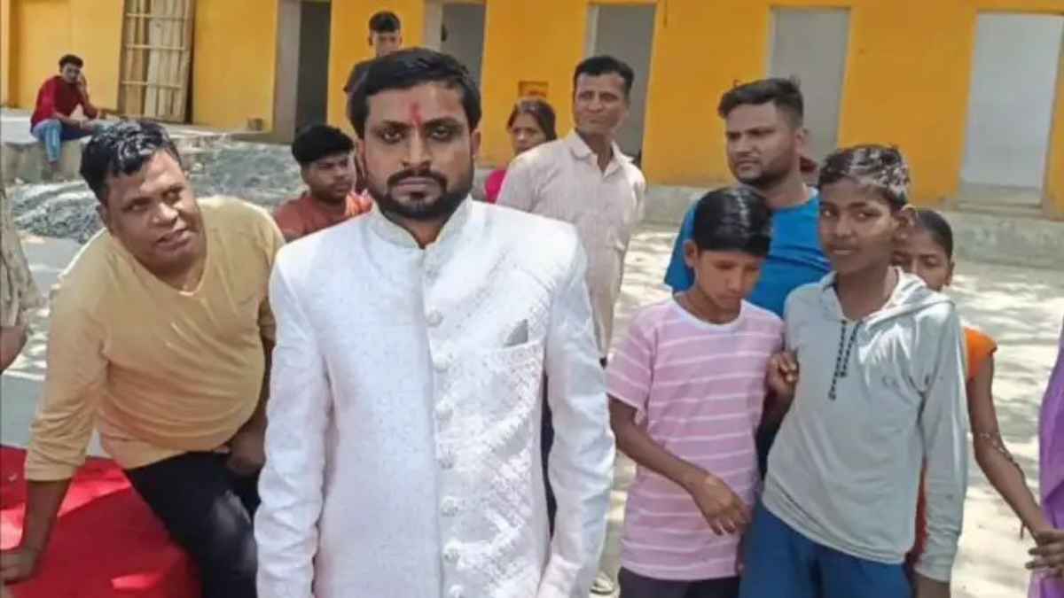 शराबी दूल्हे की गुंडागर्दी: नशे में लड़खड़ाए कदम तो दुल्हन ने ठुकराया सिंदूर, बंधक बनी बारात DrunkGroom