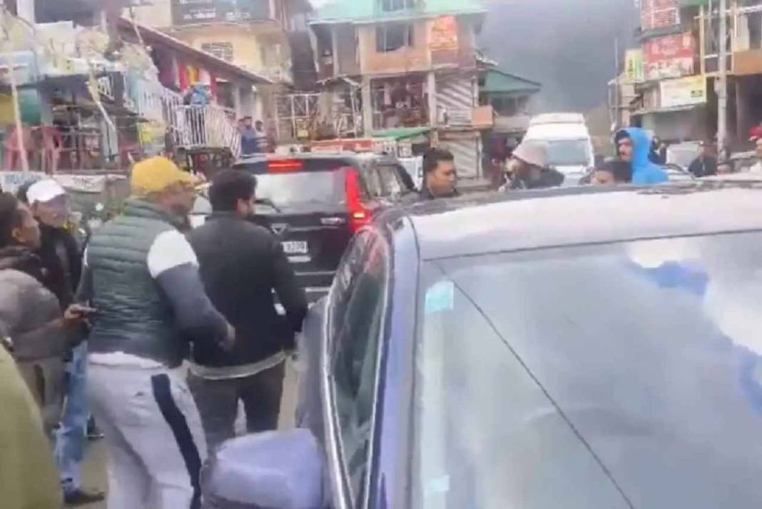 Fight in Shimla