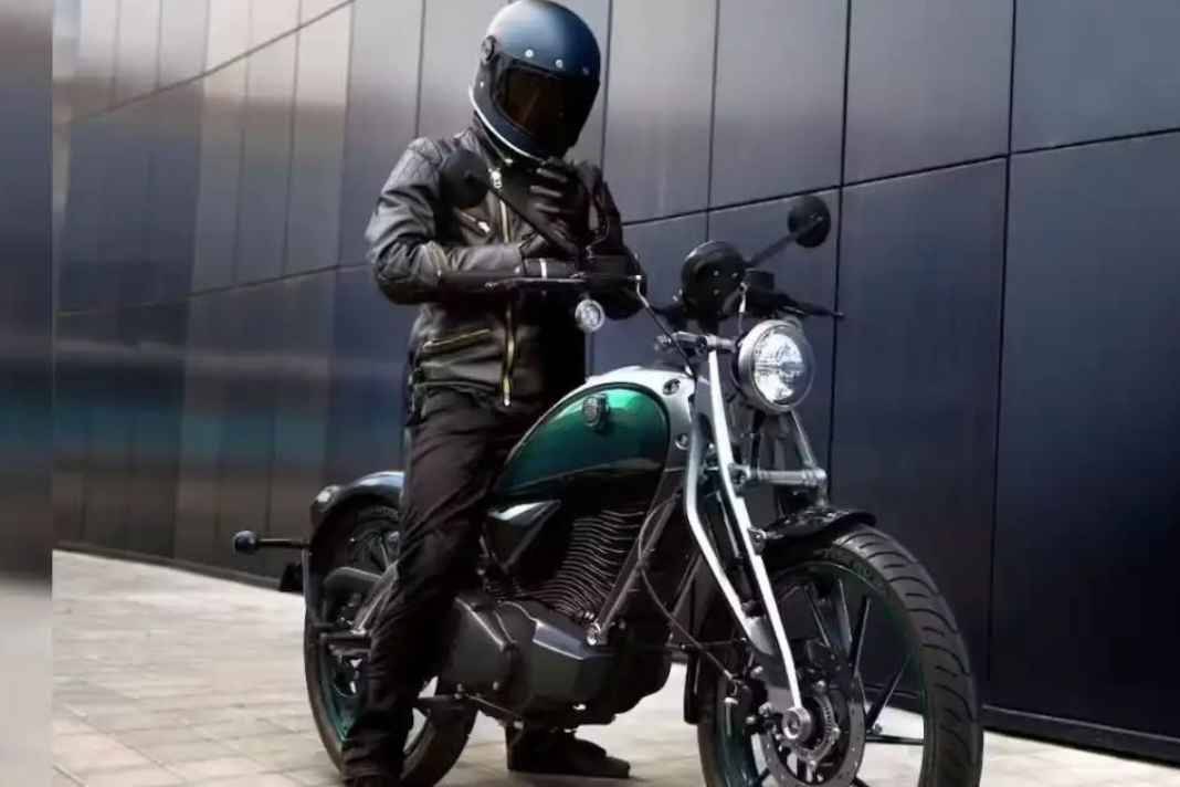 Royal Enfield की पहली इलेक्ट्रिक बाइक Flying Flea C6 लॉन्च, कीमत और रेंज देखकर पेट्रोल भूल जाएंगे आप! Flying Flea C6