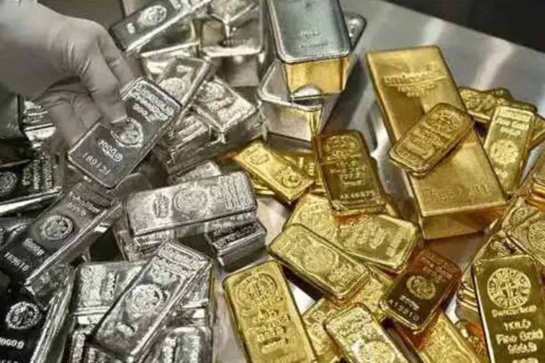 Heavy fall in gold and silver