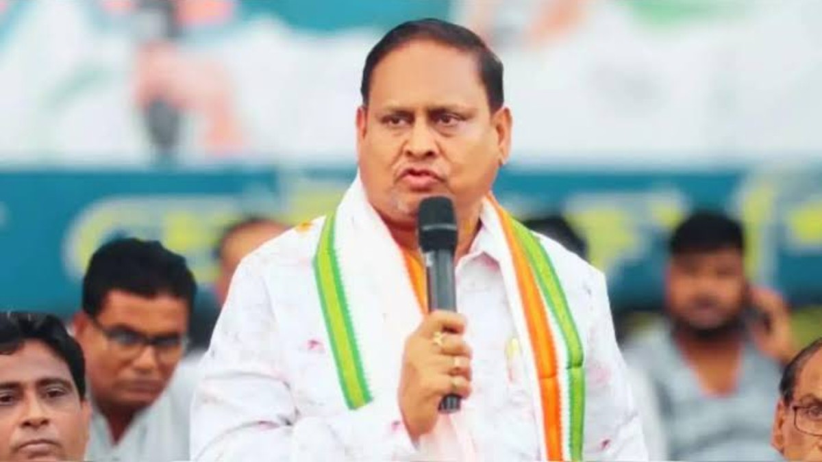 बंगाल चुनाव में बड़ा धमाका: हुमायूं कबीर का ममता बनर्जी पर ‘कैंडिडेट खरीदने’ का आरोप, वोटिंग के बीच जमकर हुआ बवाल Humayun Kabir