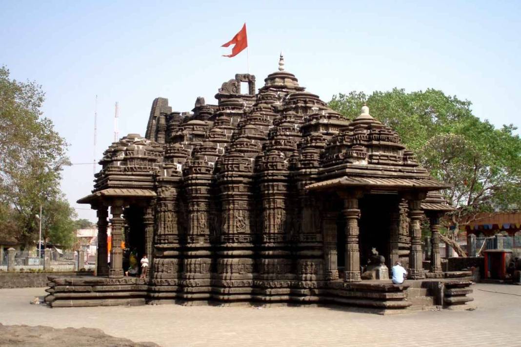 मंदिर के शिखर हमेशा नुकीले और गगनचुंबी क्यों होते हैं? इसके पीछे छुपा है अद्भुत विज्ञान, जानकर चौंक जाएंगे Indian Temples