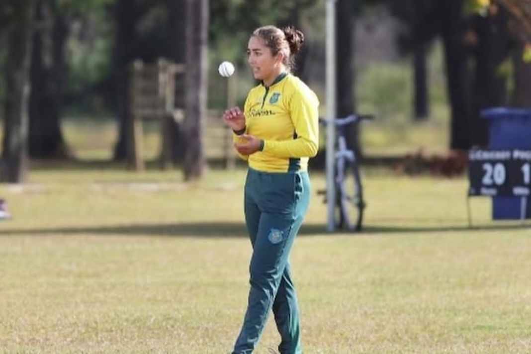क्रिकेट के मैदान पर लड़की ने मचाया हाहाकार, 3 ओवर में 9 विकेट लेकर रचा नया विश्व रिकॉर्ड! Laura Cardoso