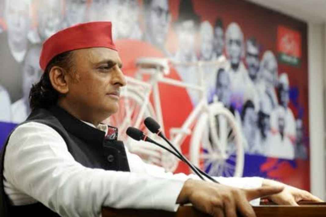महिला आरक्षण बिल गिरने के बाद अखिलेश का हमला: ‘बीजेपी ने सरकार में रहने का आधार खो दिया’ Lucknow Uttar Pradesh
