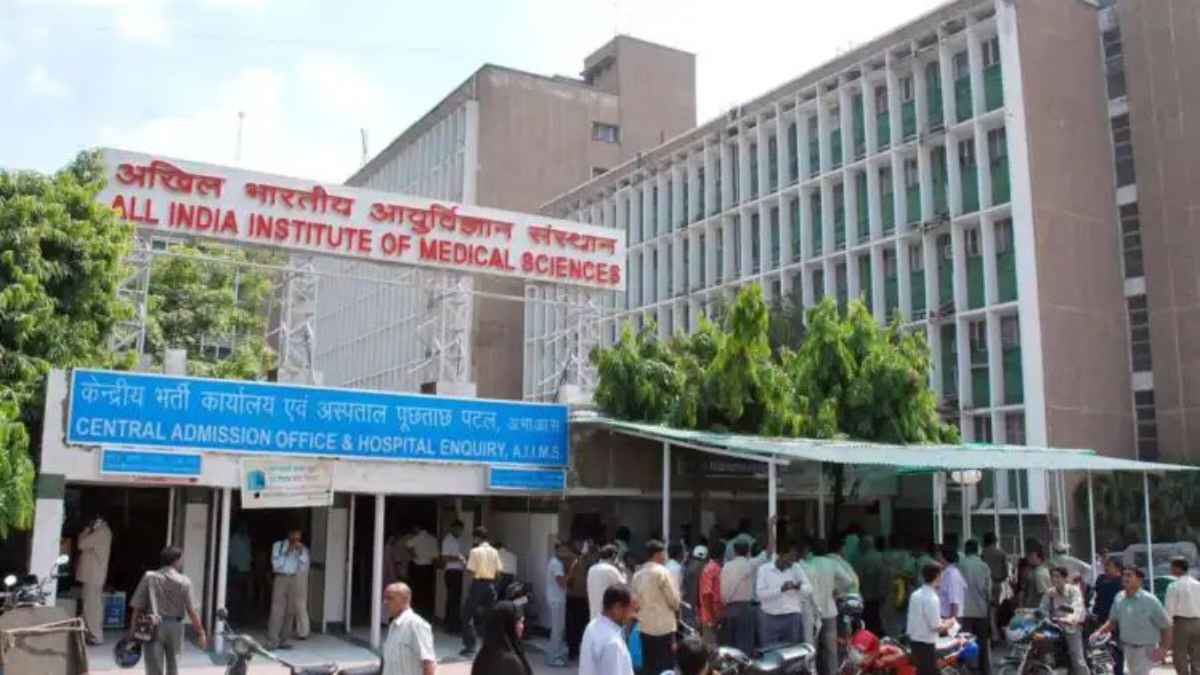 दिल्ली में बनेगा दुनिया का आधुनिक मेडिकल हब: मुख्यमंत्री रेखा गुप्ता ने 137 एकड़ के क्लस्टर पुनर्विकास को दी मंजूरी, एम्स जैसी मिलेंगी सुविधाएं! MedicalHub