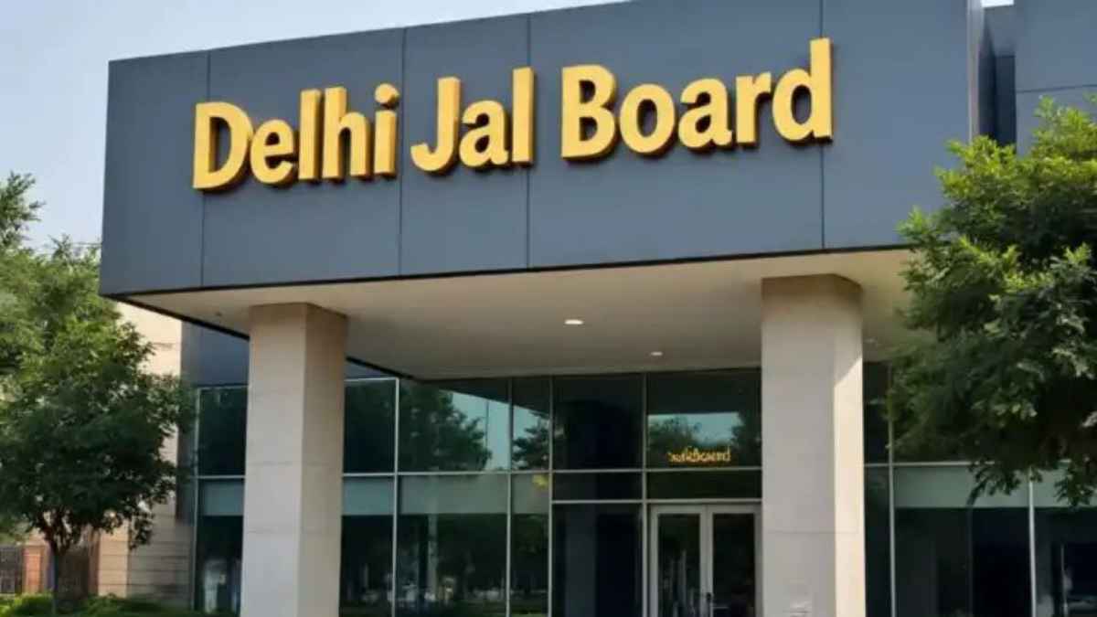 NGT की दिल्ली जल बोर्ड को कड़ी फटकार: सीवर मैनहोल में फंसी केबल पर मांगा जवाब, 23 जुलाई तक स्टेटस रिपोर्ट पेश करने का आदेश! NGT