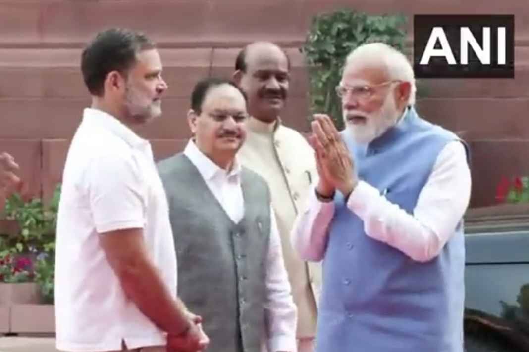 संसद परिसर में टकराए पीएम मोदी और राहुल गांधी, फिर जो हुआ उसे देख दंग रह गए सब; कैमरे में कैद हुई दुर्लभ बातचीत PM Modi and Rahul Gandhi
