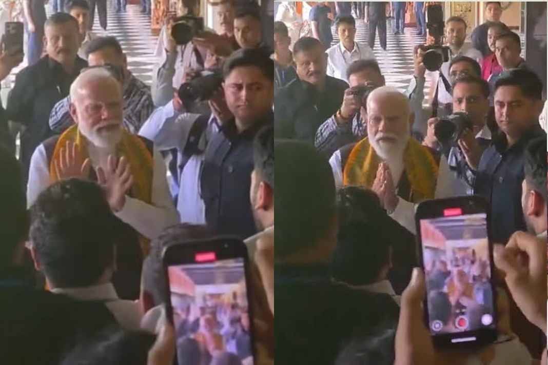 West Bengal Election: सिलीगुड़ी में अचानक शादी में पहुंचे PM मोदी, जोड़े हाथ और मांगी माफी, TMC पर बोला तीखा हमला! PM Modi arrives at the wedding