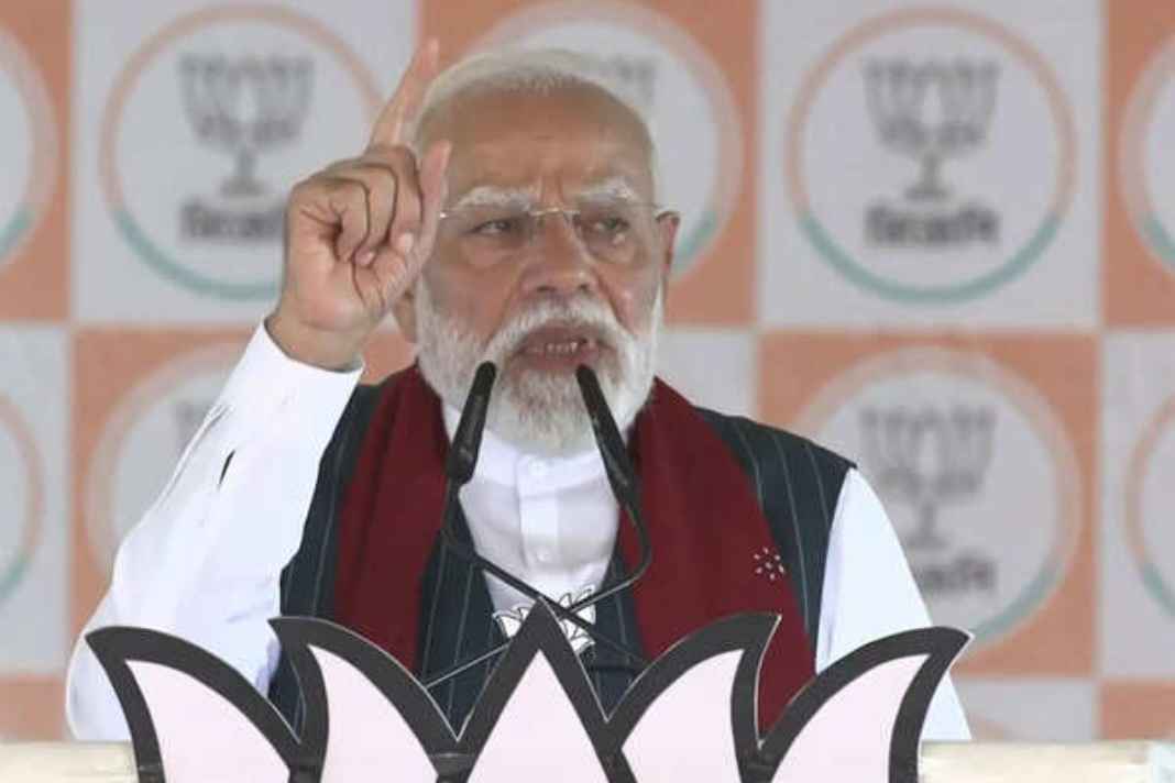 पश्चिम बंगाल में महाजंगलराज का अंत करीब: पुरुलिया में पीएम मोदी की हुंकार, 4 मई के बाद भाजपा सरकार का दावा PM Modi in Purulia at Vijay Sankalp Sabha