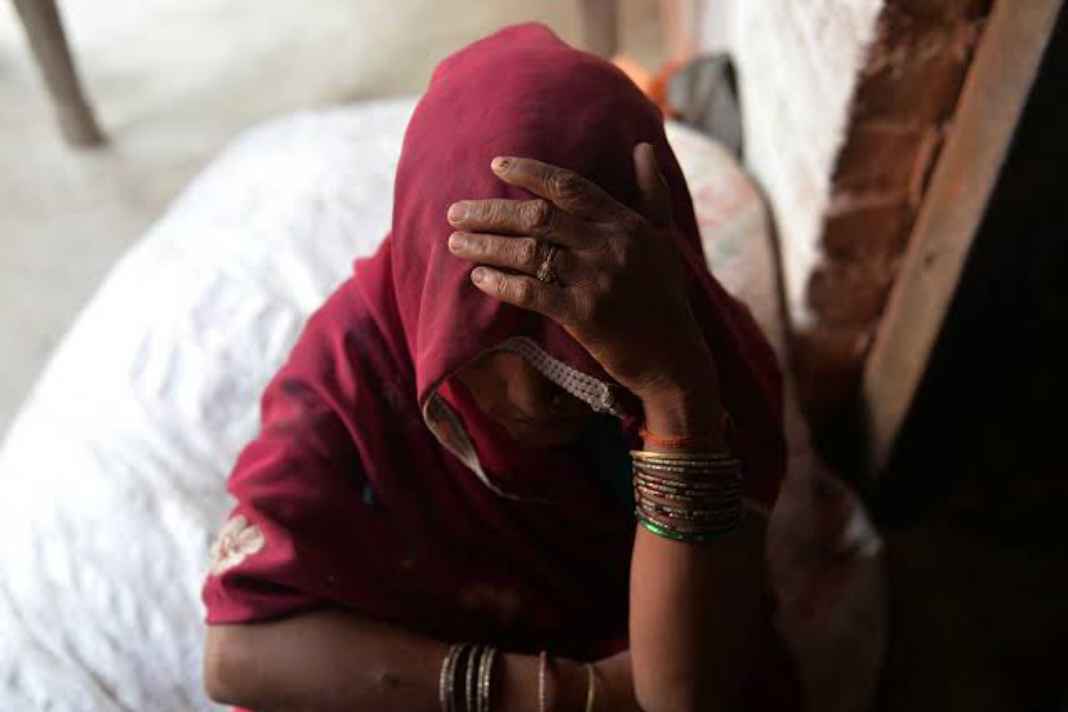Delhi News: दिल्ली के बुराड़ी में दरिंदगी की सारी हदें पार, कलयुगी बेटे ने 67 वर्षीय मां को बनाया शिकार Rape 1