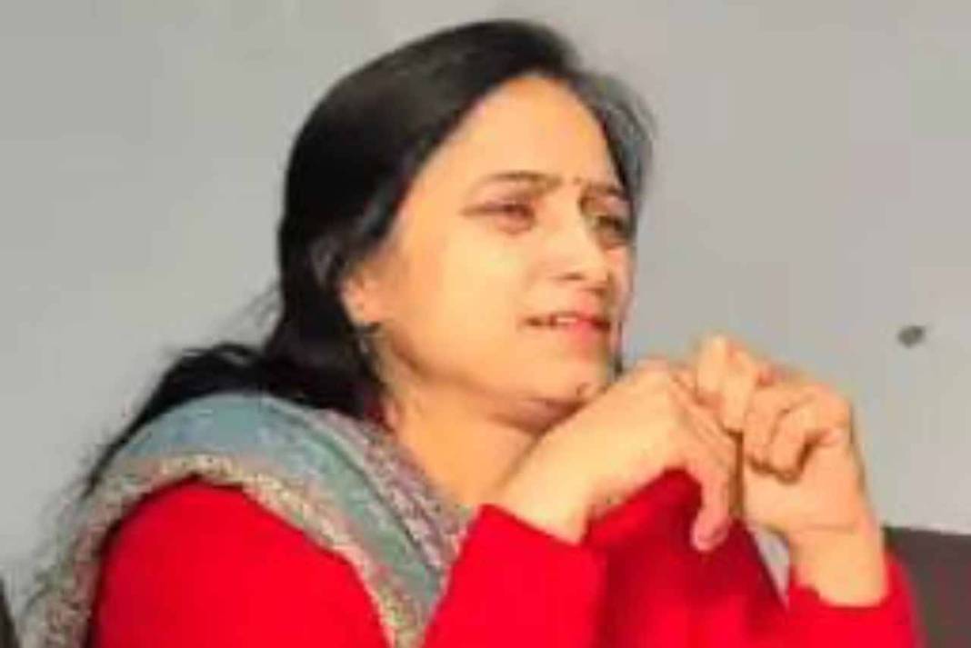 आपके घर में छिपी पुरानी पांडुलिपि बना सकती है आपको खास, ‘ज्ञान भारतम मिशन’ से दुनिया देखेगी भारत का प्राचीन खजाना Revati Saini