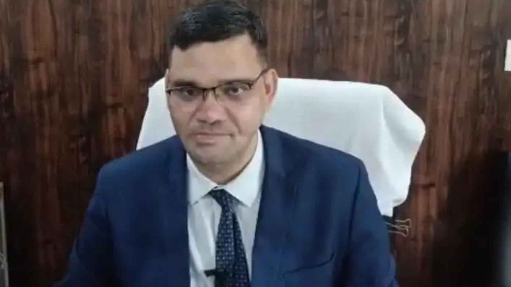 7 गोलियां खाकर भी नहीं डिगा था ये हौसला, फिर क्यों IAS रिंकू सिंह ने गुपचुप तरीके से वापस लिया इस्तीफा? Rinku Singh Rahi resignation IAS officer latest news