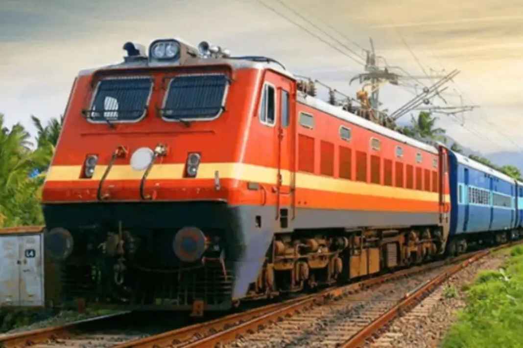 ट्रेन में टॉयलेट की सुविधा कैसे आई? 1909 में एक यात्री के ‘लोटा-धोती’ वाले खत ने बदल दी भारतीय रेल की तस्वीर Sahibganj
