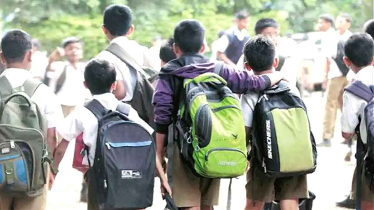 हिमाचल में भीषण गर्मी का कहर: क्या अब बदल जाएगा स्कूलों का समय? लेक्चरर संघ ने सरकार से की ये बड़ी मांग School Timing