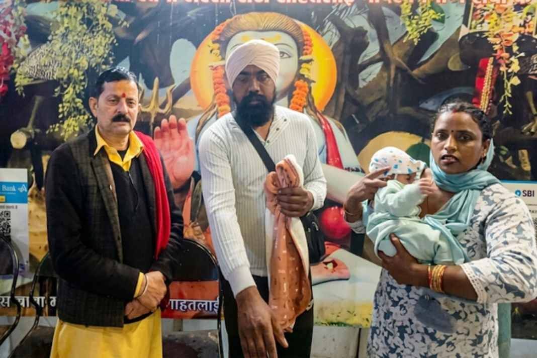 3 बेटियों के बाद मंदिर में रोया पिता, 1 साल बाद जो हुआ उसे देखकर हर कोई हैरान है; जानिए अनोखी आस्था की पूरी कहानी Siddhpeeth Baba Balak Nath Temple Shahtalai