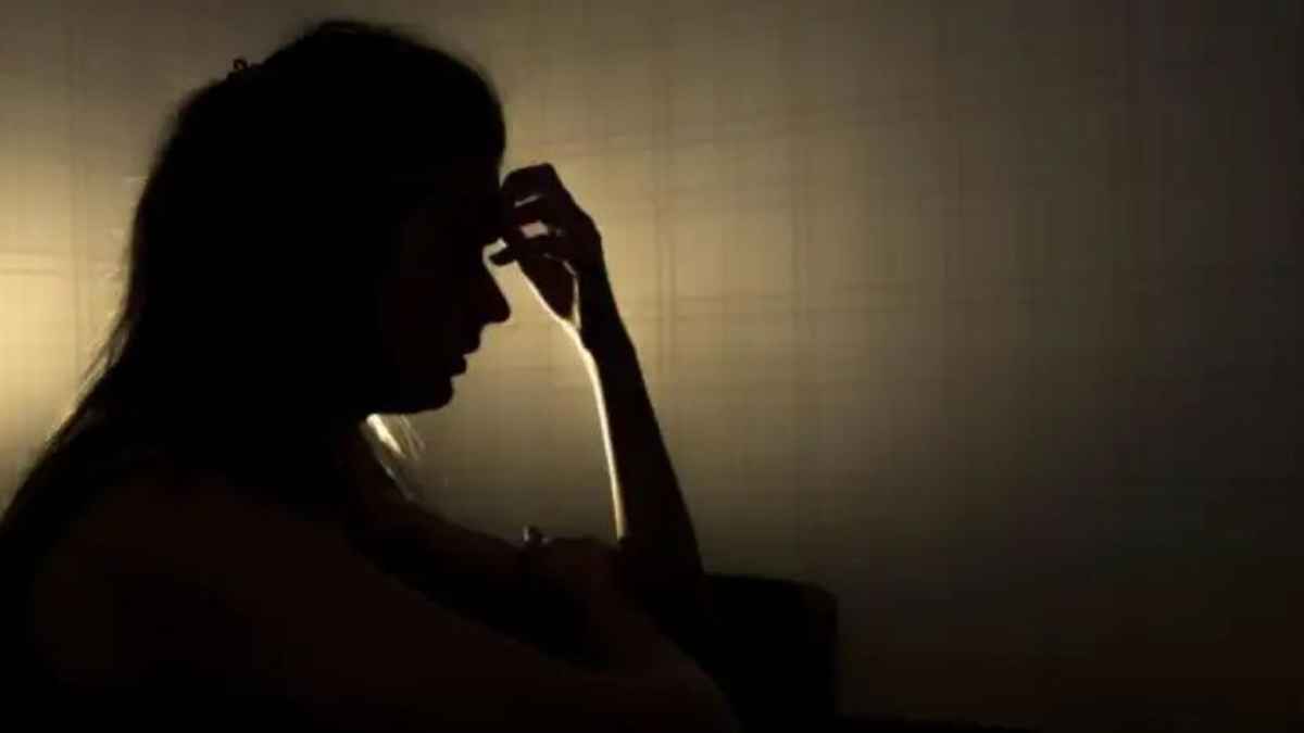 Satna News: चित्रकूट के सद्गुरु नेत्र चिकित्सालय हॉस्टल में छात्रा ने लगाई फांसी, मऊगंज की रहने वाली थी कीर्ति StudentSuicide