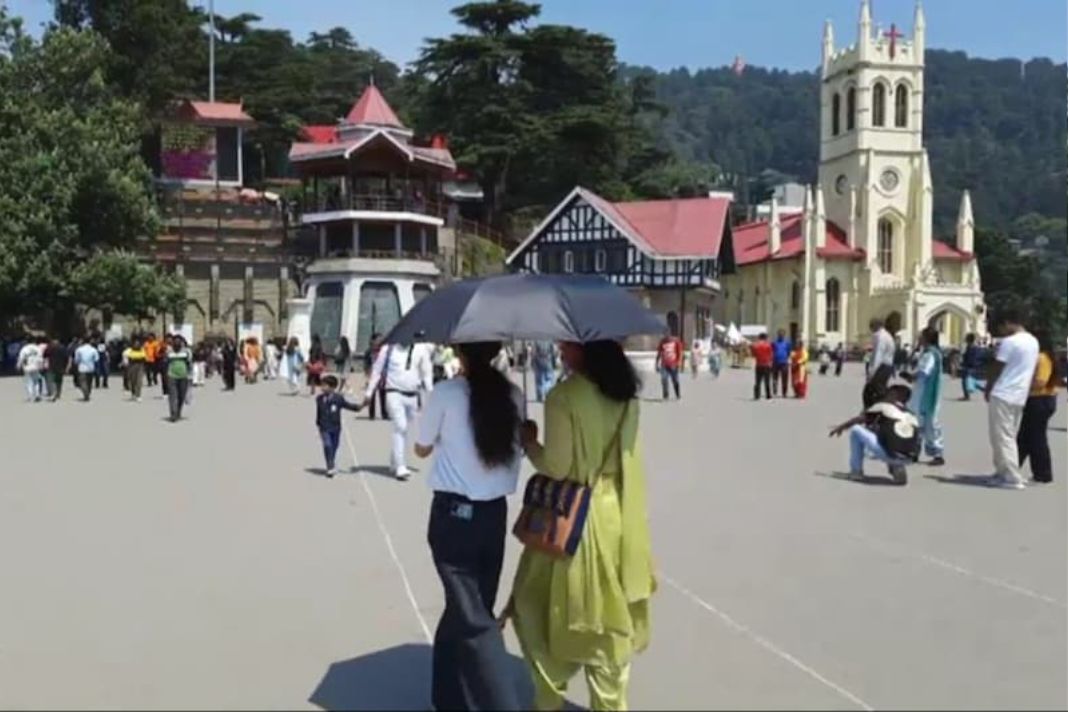 Himachal Weather Alert: अप्रैल में ही छूटने लगे पसीने, जानिए कब मिलेगी इस चिलचिलाती गर्मी से राहत! Summer in Shimla
