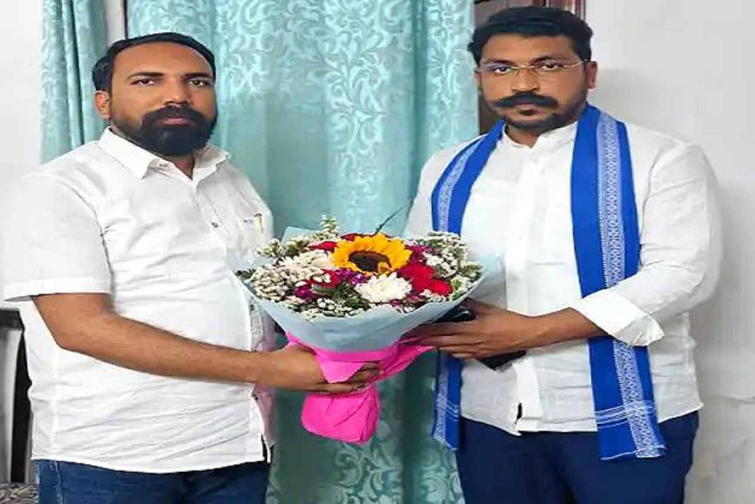 भीम आर्मी पर ‘बिकने’ का आरोप! बीजेपी से सीक्रेट डील के दावों पर सुनील अस्तेय ने तोड़ी चुप्पी, बताई अंदर की सच्चाई Sunil Astey