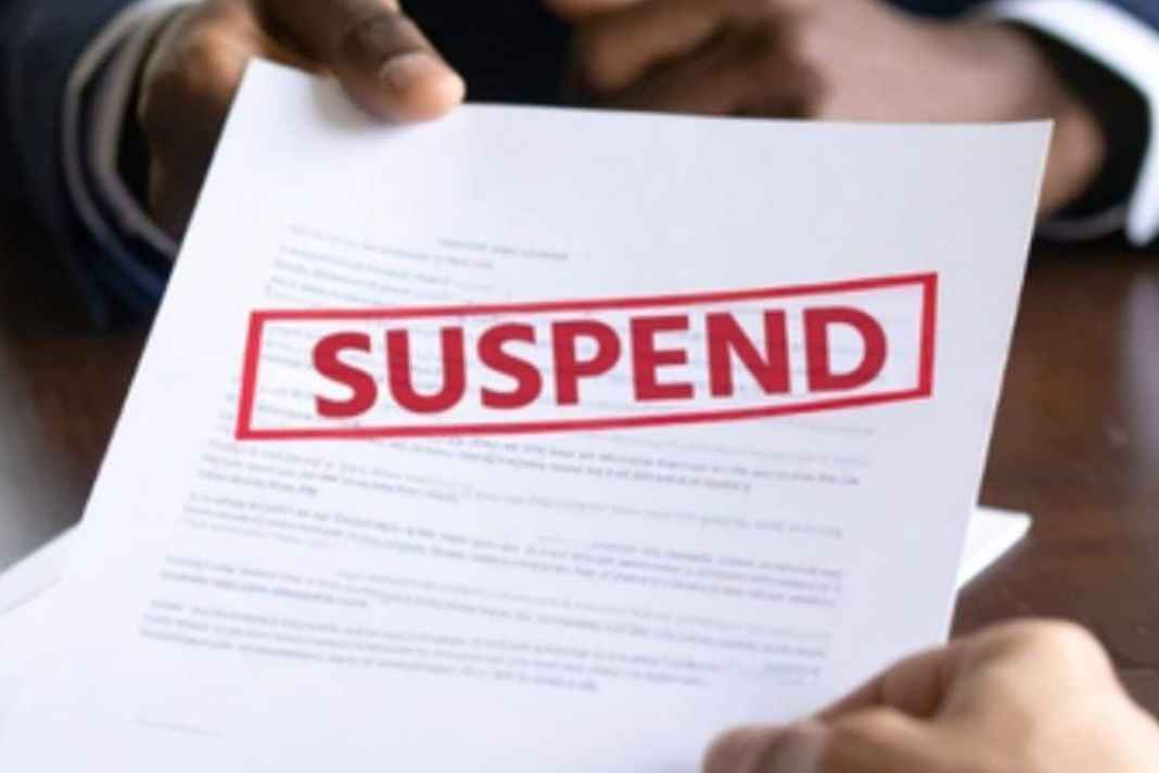 गोकशी के आरोपी से थानेदार ने मिलाया हाथ? एसपी के एक कड़े एक्शन से पूरे पुलिस महकमे में मची भारी खलबली Suspend