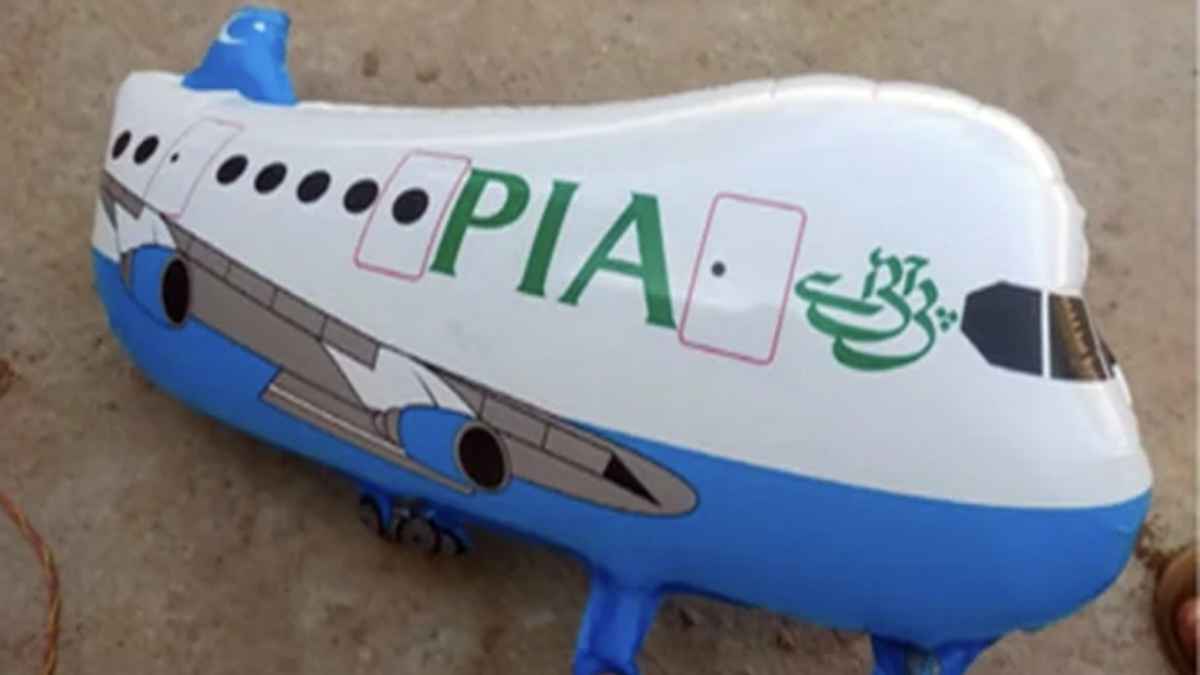 पाकिस्तान की नई साजिश? हिमाचल और हरियाणा में मिले ‘PIA’ लिखे संदिग्ध गुब्बारे, पुलिस अलर्ट Suspicious balloons
