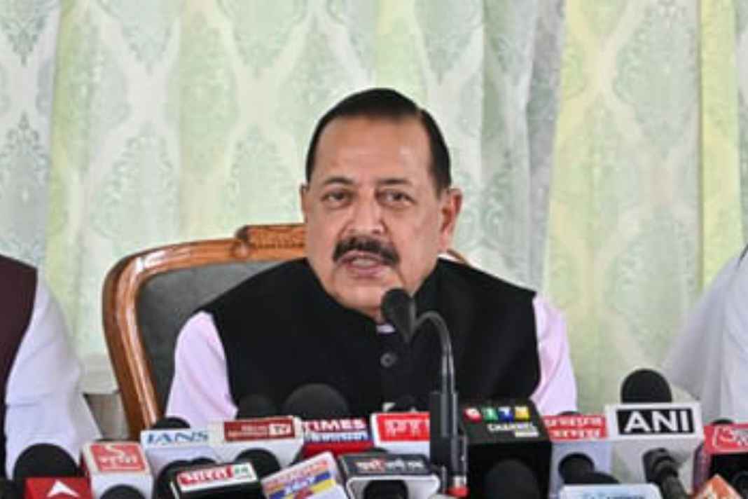 महिला आरक्षण पर कांग्रेस का ‘विश्वासघात’: शिमला में केंद्रीय मंत्री जितेंद्र सिंह का तीखा प्रहार, प्रियंका गांधी के नारे पर भी उठे सवाल Union Minister Dr. Jitendra Singh