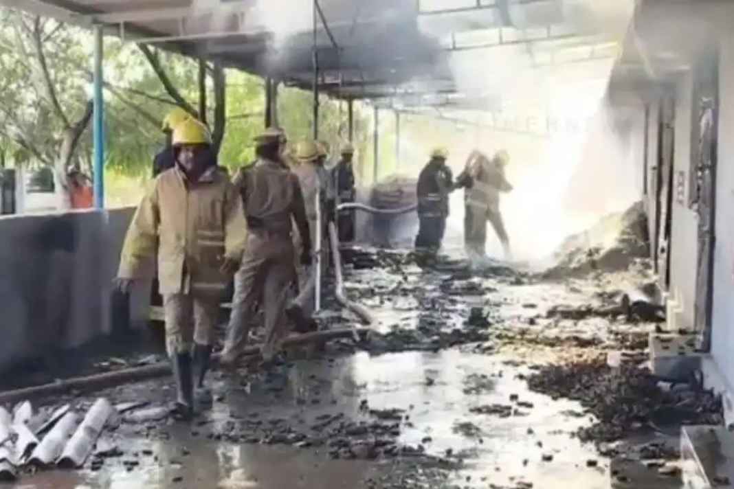 तमिलनाडु: विरुधुनगर में पटाखा फैक्ट्री में भीषण विस्फोट, 16 मजदूरों की मौत, 6 घायल Virudhunagar