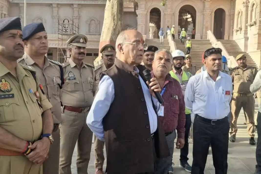अयोध्या: राम मंदिर परिसर में बन रहा भव्य स्मृति स्तंभ, समिति अध्यक्ष नृपेंद्र मिश्रा ने मीडिया को दिखाई प्रगति ayodhya ram mandir construction