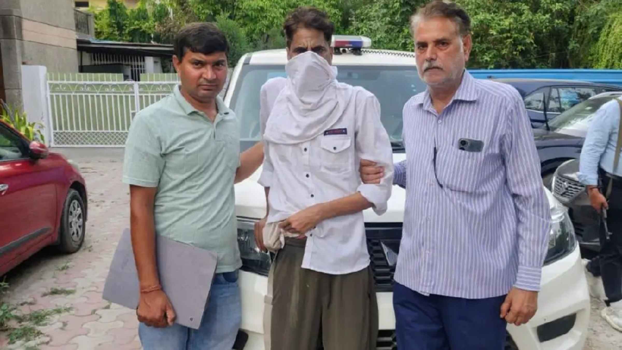 26 साल तक पुलिस को छकाया, टीवी पर बहस की और एक्स-मुस्लिम बन गया; आखिर कैसे पकड़ा गया स्कूली छात्र का हत्यारा? delhi crime news saleem khan arrest